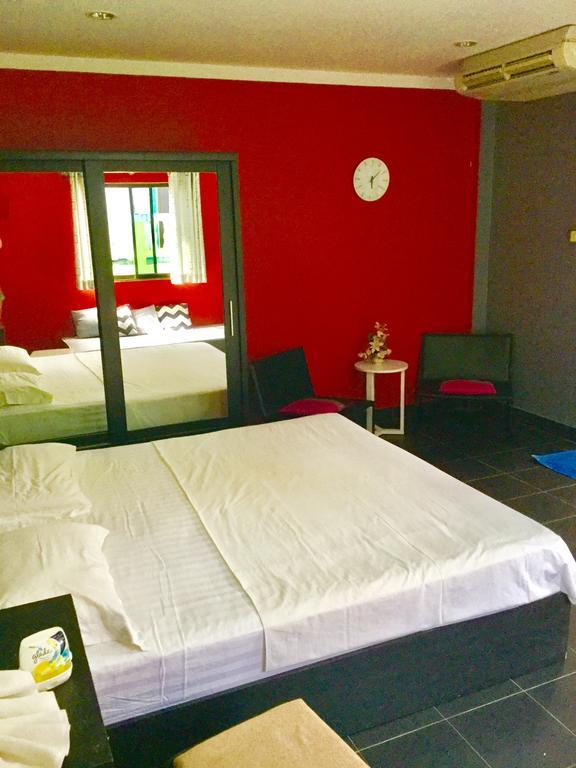 Belle Cose Guest House Patong Luaran gambar